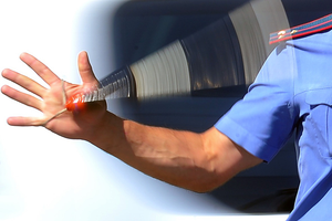 В России патрульные вручили водителю маршрутки 40 штрафов за 40 минут езды