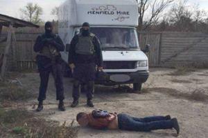 На Киевщине задержана группа мужчин, занимавшаяся разбойными нападениями и захватившая заложников