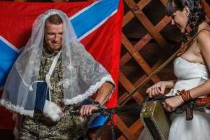Вдова российского наемника "Моторолы" показала в соцсети их общих детей и попрощалась с мужем