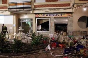 В сети появилось видео с места жуткого взрыва в испанском кафе