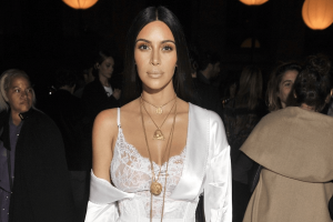 Светская львица Ким Кардашьян рассказала подробности вооруженного ограбления