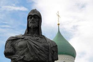 Российский журналист о Невском: канонизировали очередного больного ублюдка из темноты истории 