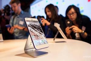 Хакеры, взломавшие смартфон "Google Pixel", получили официальное вознаграждение 