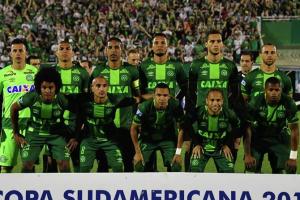 В сеть попало последнее фото с футболистами ФК "Шапекоэнсе" перед крушением самолета