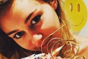 Певица Майли Сайрус отпраздновала свое 24-летие