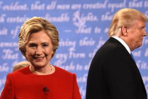 В США продолжается подсчет голосов: Клинтон уверенно опережает Трампа