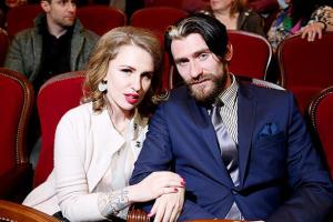 Экс-супруг Валерии Гай Германики нашел в Америке новую возлюбленную