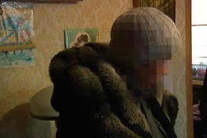 В Днепре женщина гуляла по городу с мертвым 3-месячным младенцем в коляске
