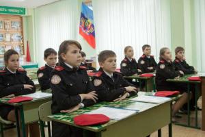 Образование в "ЛНР": что творится в школах "республики"