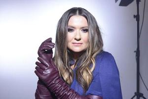 Певица Наталья Могилевская пришла на светское мероприятие в компании очаровательного мужчины