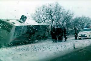 В сеть попало видео с места жуткой аварии под Ханты-Мансийском, где погибло 10 детей