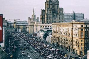 Тверской: Москва - холодный, бездушный, агрессивный город, который вызывает желание спрятаться