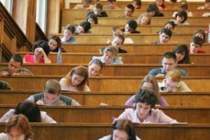 Кабмин принял постановление об академических стипендиях