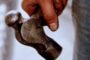 В детском саду Мариуполя найден труп работника котельной: мужчину забили молотком