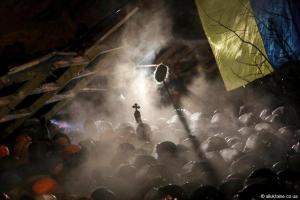 Гай: Первую свою ночь на охране баррикад я провел с Сергеем Нигояном. Потом он погиб. Первым