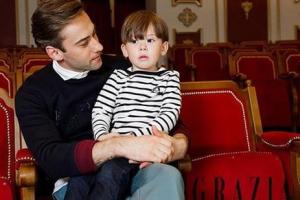 Сын Дмитрия Шепелева сильно напугал няню, упав в обморок на прогулке