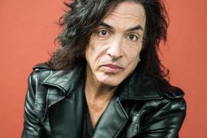Создатель группы "Kiss" Пол Стэнли отмечает 65-летие