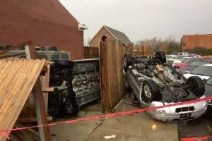 В штате Миссисипи мощный торнадо привел к большим разрушениям: есть жертвы