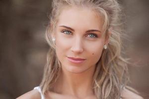 Актриса Кристина Асмус показала на фото 3-летнюю дочку