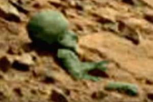 На снимках NASA пользователи сети обнаружили останки НЛО и погибших инопланетян