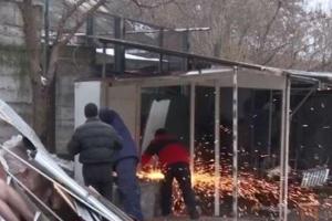 В Донецке начали демонтаж рынка у железнодорожного вокзала