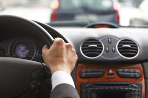 В Украине планируют сократить срок действия водительских прав