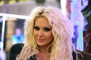 Певица Екатерина Бужинская рассекретила имена своей новорожденной двойни