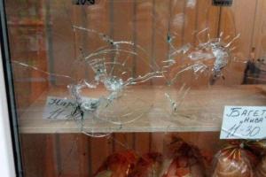 Преступник, ранивший человека на одесском рынке, застрелился при задержании