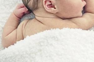 В Индии на свет появился мальчик с четырьмя ногами