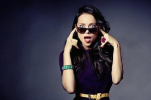 Актриса Настасья Самбурская шокировала поклонников новой стильной прической