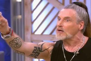 Эпатажный Никита Джигурда сделал огромное тату в честь экс-супруги Марины Анисиной