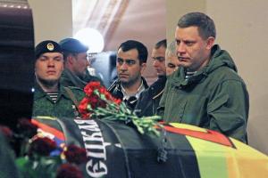 Захарченко сделал сыну убитого боевика "Гиви" памятный подарок - СМИ