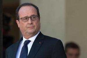 Во Франции снайпер случайно открыл стрельбу во время речи Олланда