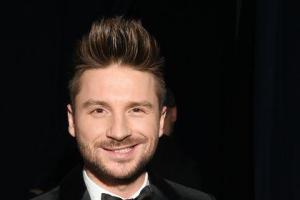 Певец Сергей Лазарев сделал новую татуировку в честь своего сына