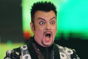 Филипп Киркоров удивил поклонников сменой имиджа: певец "примерил" лысину