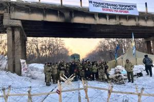 Семенченко: Наш ответ всем барыгам, которые хотят продолжать зарабатывать на крови:  Не дождетесь!