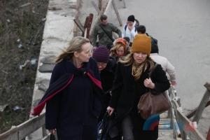В оккупированном Луганске власти "ЛНР" разрешили провести встречу родных с пленными бойцами ВСУ