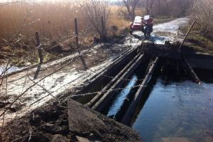 На Луганщине вражеская ДРГ взорвала мост в прифронтовом Золотом