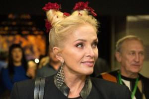 Певица Лайма Вайкуле отмечает 63-летие