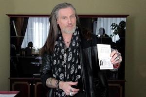 Российский шоумен Никита Джигурда получил "паспорт ДНР"