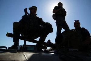 Боевики "ДНР" привлекают донецких курсантов к оборудованию передовых позиций