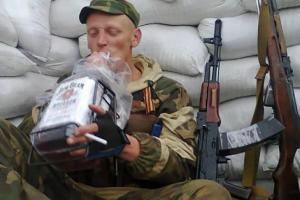 Россиянин рассказал о службе в "ЛДНР": Взрывают, стреляют, режут друг друга, бухают так, что не способны воевать