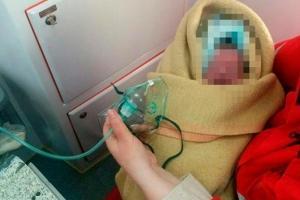 В Запорожье родившуюся 8 марта девочку выкинули на улицу замерзать: младенца спасла случайная прохожая