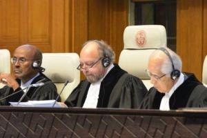 Второй день слушаний в Международном суде в Гааге: какие аргументы представили Украина и Россия