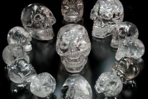Ученые до сих пор не могут разгадать тайну древних артефактов - хрустальных черепов