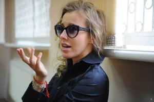 Ксения Собчак весело "зажигала" на дне рождения модели Натальи Водяновой