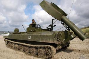 Война на Донбассе: Боевики "ЛНР" стягивают тяжелую технику к Луганску и активно проводят военные учения