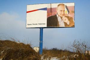 Житель Крыма: Три года уже живем в России, все меньше радостей - скоро нельзя будет дышать без разрешения