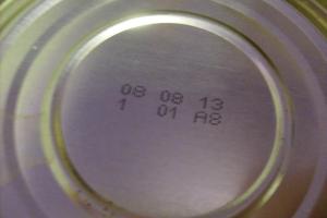 Как "братская" Россия утилизирует на Донбассе просроченные продукты – блогер