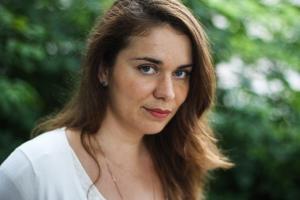 Российский режиссер стала жертвой жестокого нападения в Париже